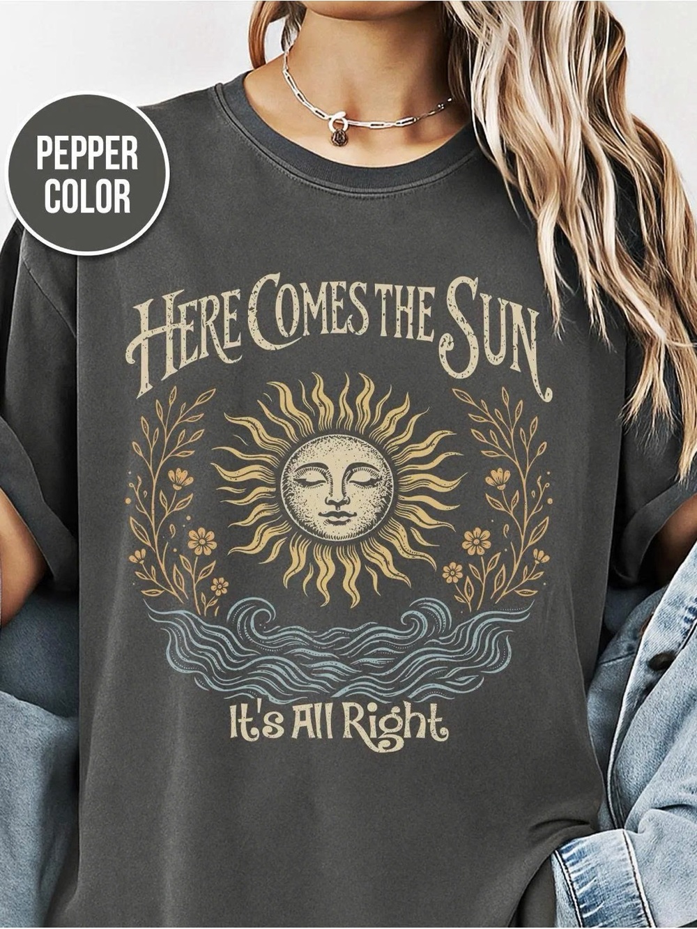 Here Comes The Sun Graphic Tee - Pepper Color